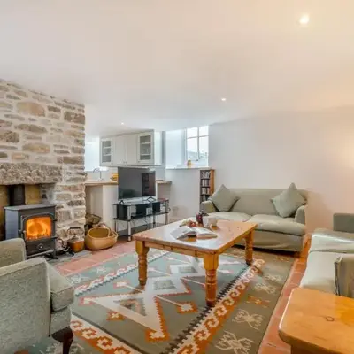2 Bed in Rinsey oc-2chapl