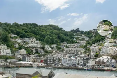 a view of a town from the water at 2 Bed in Looe oc-msweet in Looe