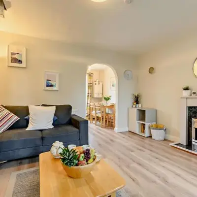 2 Bed in Padstow oc-p00183