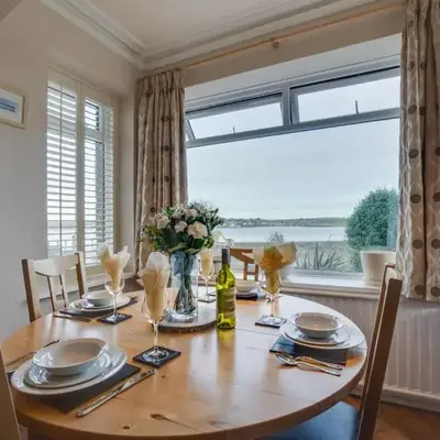 2 Bed in Padstow oc-p00134