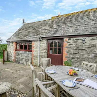 2 Bed in Padstow oc-p00249