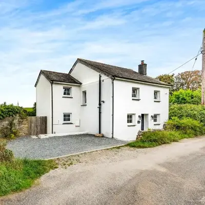 3 Bed in Padstow oc-p00294