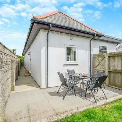 2 Bed in Padstow oc-p00398