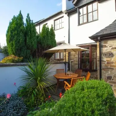 2 Bed in Padstow oc-p00424