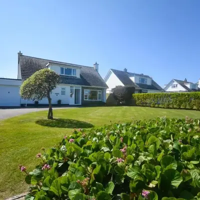 4 Bed in Padstow oc-p00425