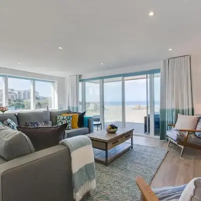 3 Bed in Perranporth oc-p00695