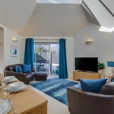 3 Bed in Trevone oc-p00723