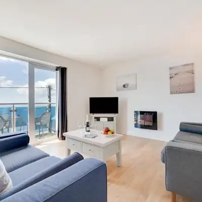 2 Bed in Porthleven oc-p00972