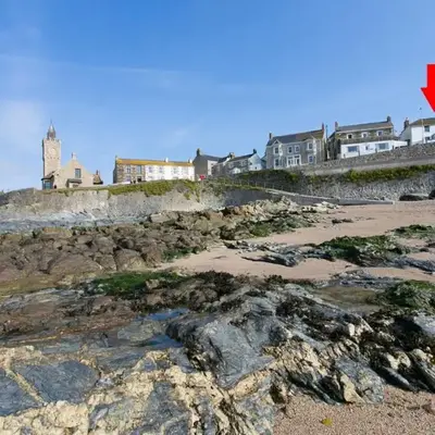 4 Bed in Porthleven oc-samcot