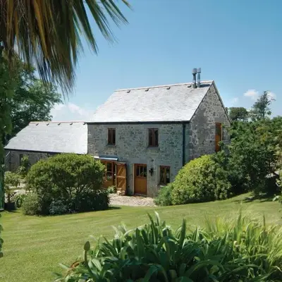 Tregadjack Barn