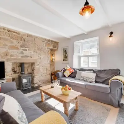 3 Bed in St Ives oc-car17