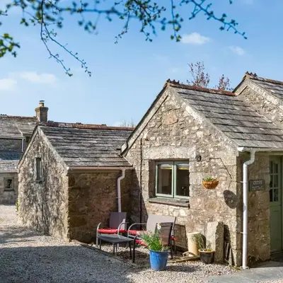 Cross Cottage