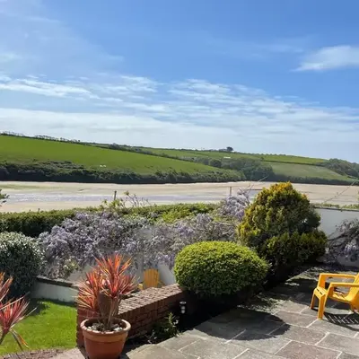Newquay Tamarisk Lodge on the Gannel