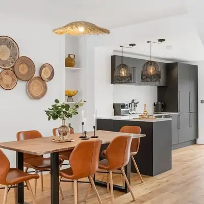 Stylish & Modern Home