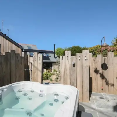 Stargazy Cottage