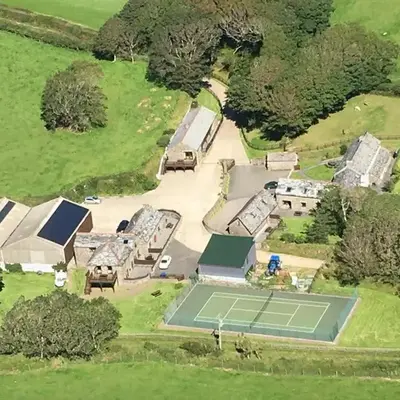 Fentrigan Manor Farm & Holiday Cottages