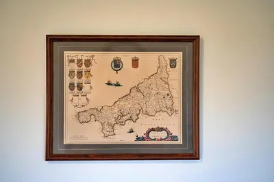 a framed picture of a map of united states at Finest Retreats - The Shippon at Lestitha in Liskeard