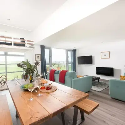 Penthouse 53 Zinc - Sleeps 8