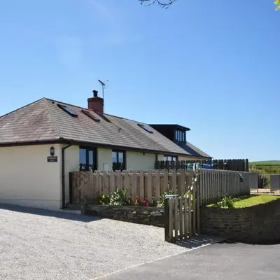 1 Bed in Nr Bude oc-penke