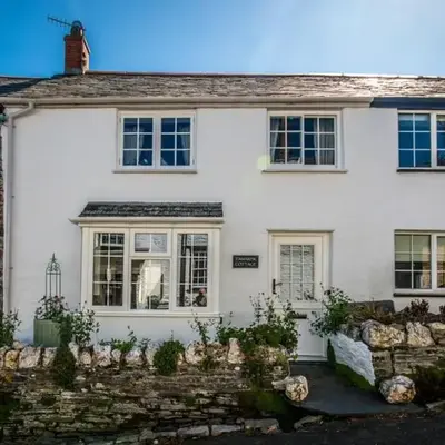 Boscastle Quaint Cornish Fishermans Cottage