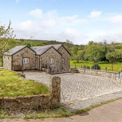 2 Bed in St. Austell oc-79594