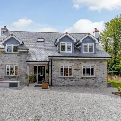 5 Bed in Redruth oc-65745