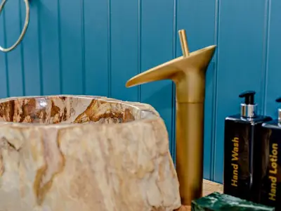 a statue of a tub with a stick in it at 3 Bed in Newquay oc-90068 in Newquay