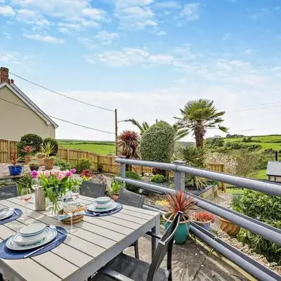3 Bed in Treknow oc-h29194