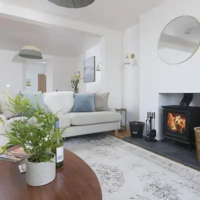11 Tywarnhayle House