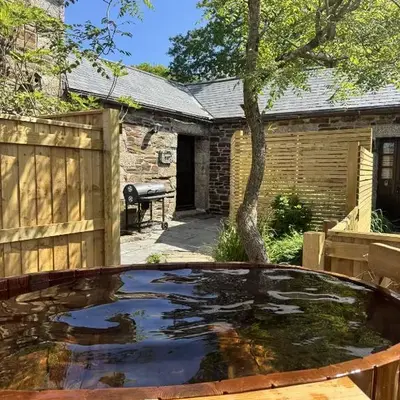 Cobble by Together Travel - Luxury Cornish Countryside Retreat