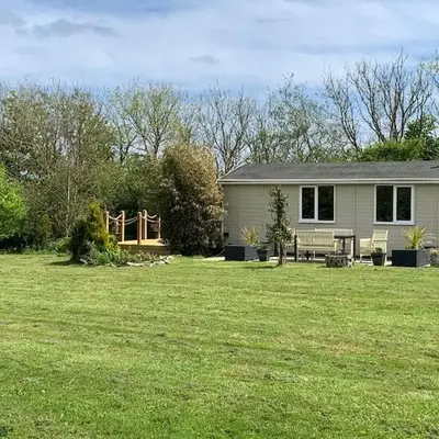 Countryside Cabin in Private Setting