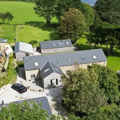 Bream Barn - sea view