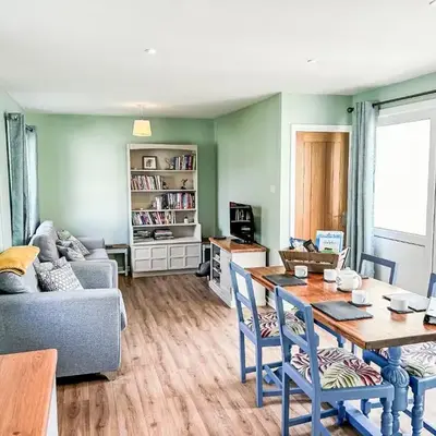 Chalet Kingfishers Lodge by Interhome