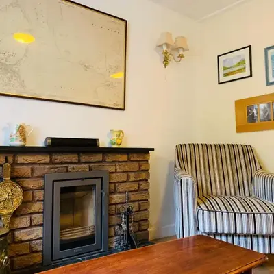 Maypole Cottages No 10 Broad Street Padstow