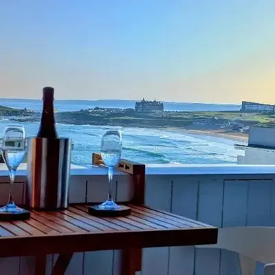 C8 Bay Apartments - Fistral Beach View - Newquay