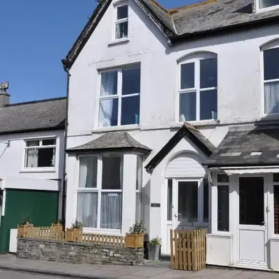 Gordon House B & B