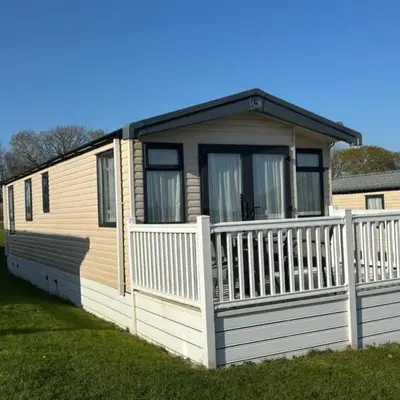 Two bedroom Holiday Home with countryside view
