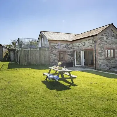 Ivy Chimney Cottage near Scorrier and close to Porthtowan