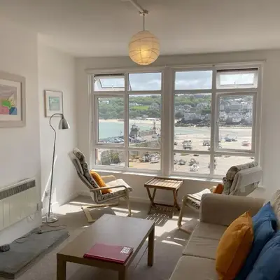 3 Sunnyside - amazing harbour views