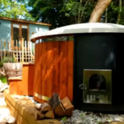 Dowr-Gwel Shepherds Hut