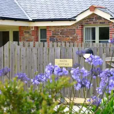 Willow Beautiful 3 bed accessible holiday cottages