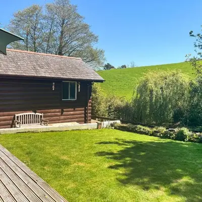 Maple Leaf Cottage