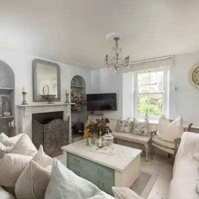 Almond Cottage - Pets welcome - Free Parking - Garden