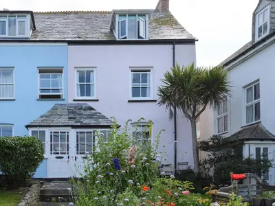 a house with a garden in front of it at 84 Fore Street in Port Isaac