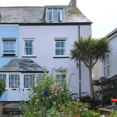 84 Fore Street