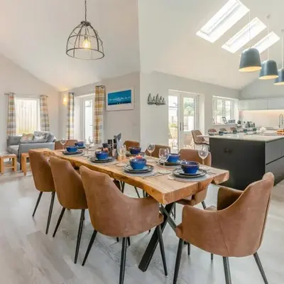 4 Bed in Padstow oc-r32776