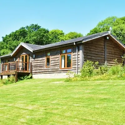 3 Bed in Two Waters Foot oc-m27335