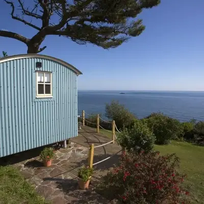 Shepherd's Hut Gorran Haven Panoramic Ocean Views