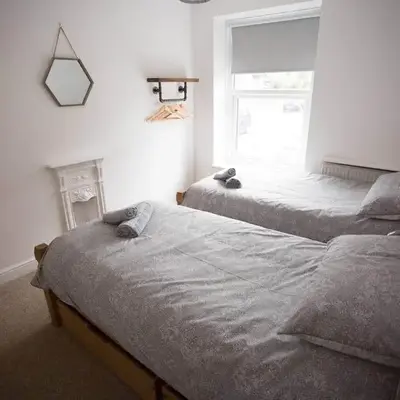 Stone's Throw // Central Newquay // Parking