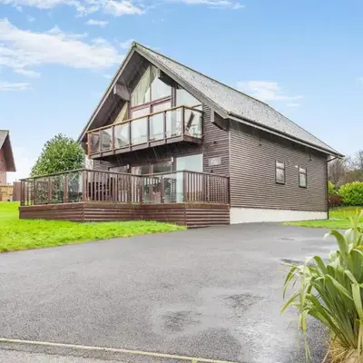 4 Bed in Winnards Perch oc-w34023